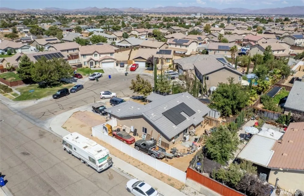 12621 Garden Victorville, CA 92395