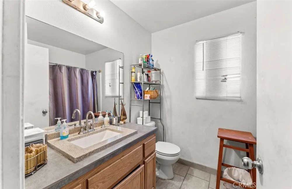 12621 Garden Victorville, CA 92395