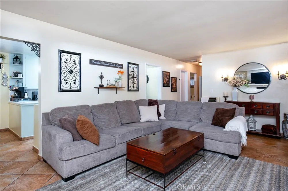 2618 E Avenue Q4 Palmdale, CA 93550