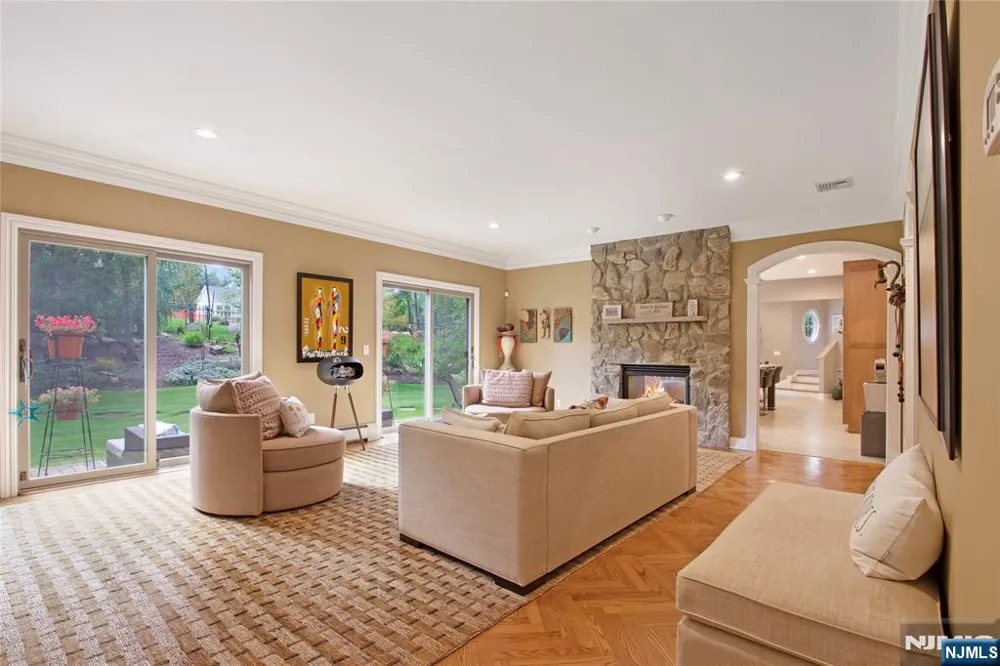 102 Seminary Drive Mahwah, NJ 07430