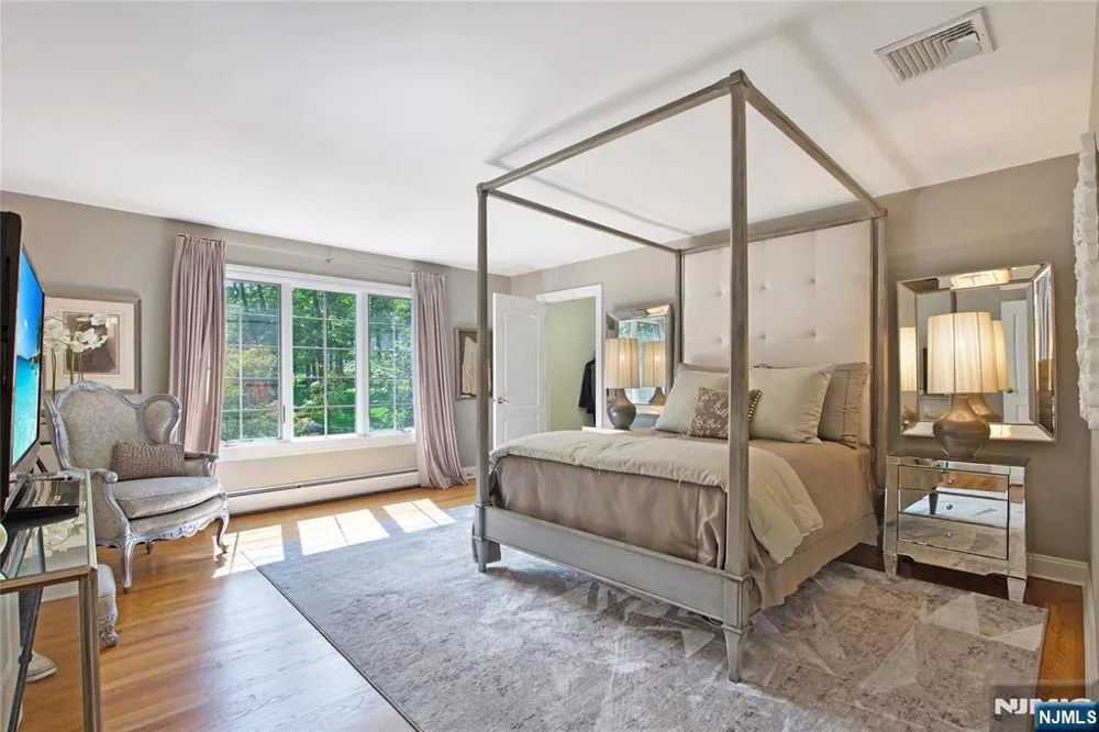 102 Seminary Drive Mahwah, NJ 07430