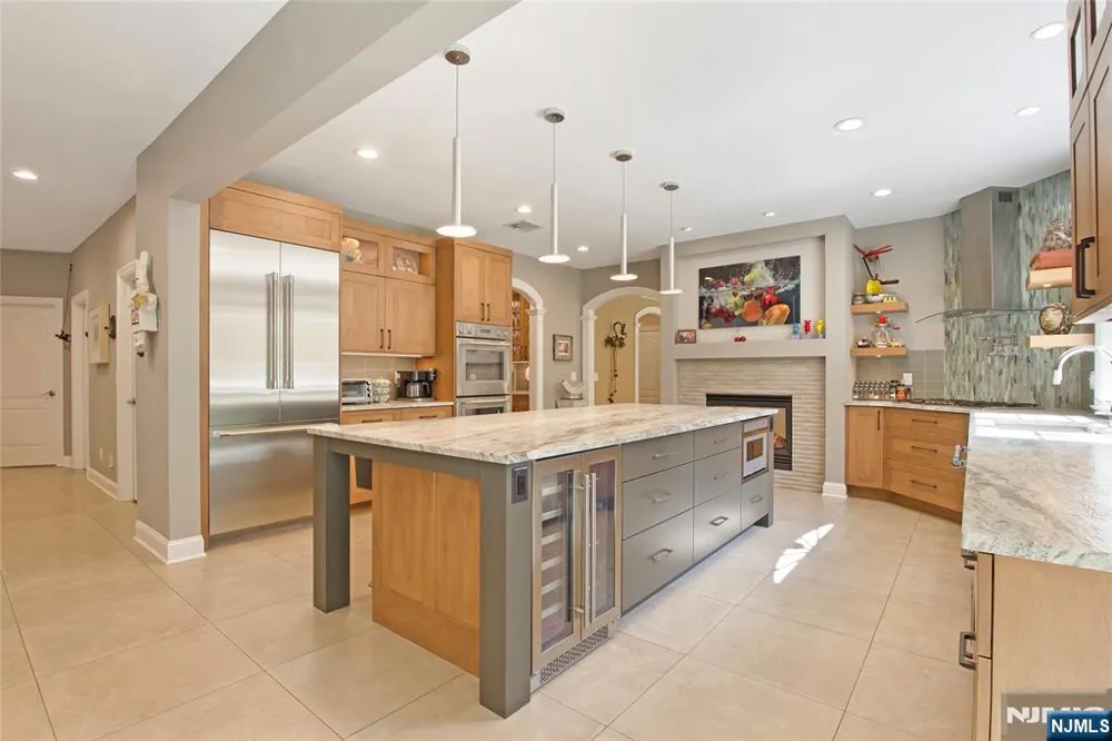 102 Seminary Drive Mahwah, NJ 07430