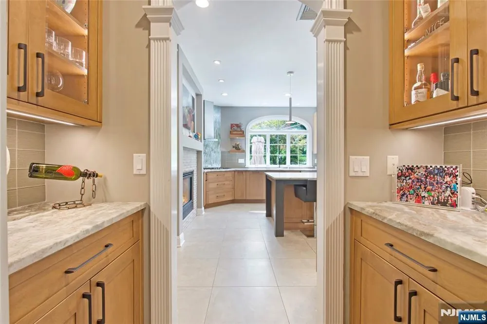 102 Seminary Drive Mahwah, NJ 07430