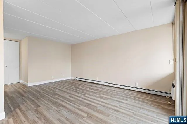 515 Anderson Avenue 2H Cliffside Park, NJ 07010