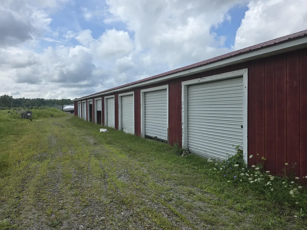 4433 S Huron Road Standish, MI 48658