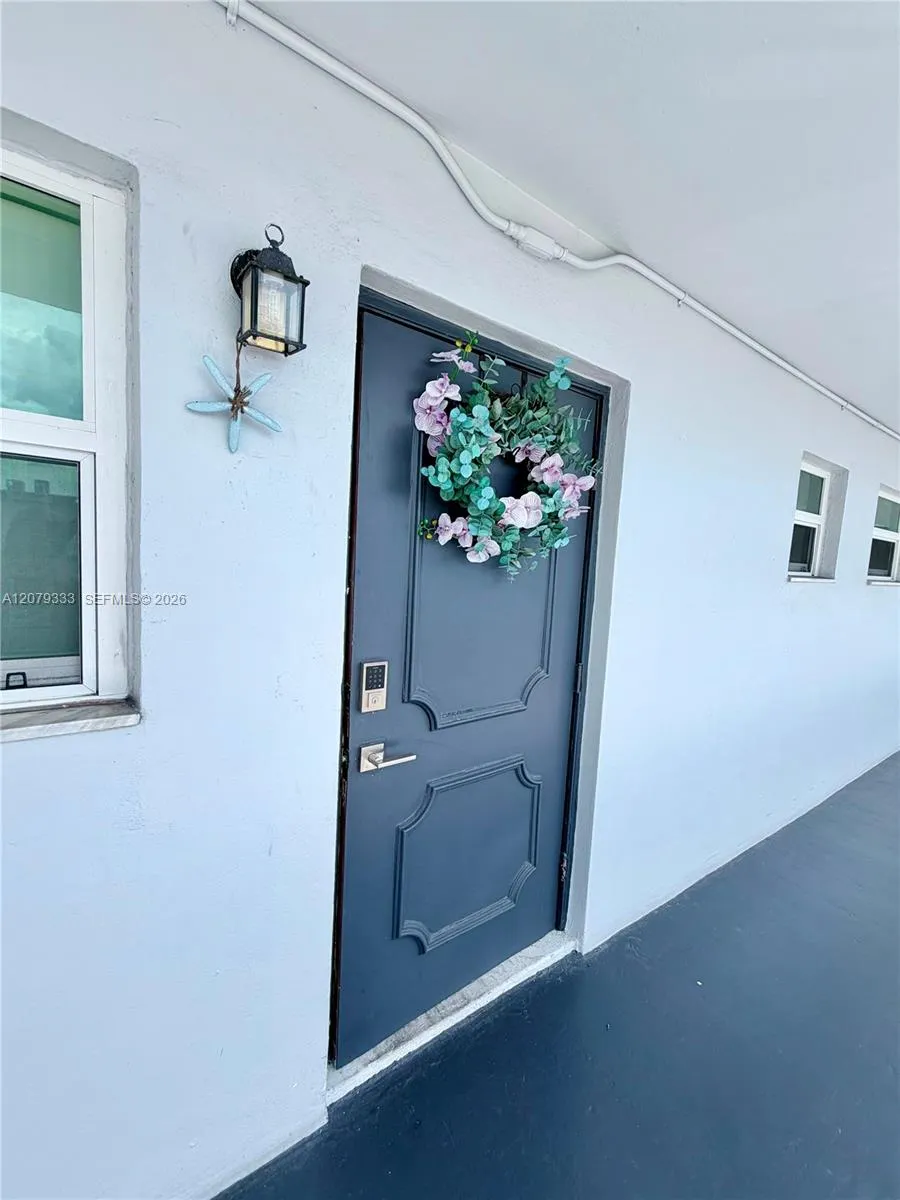 445 NE 195th St #430 Miami, FL 33179