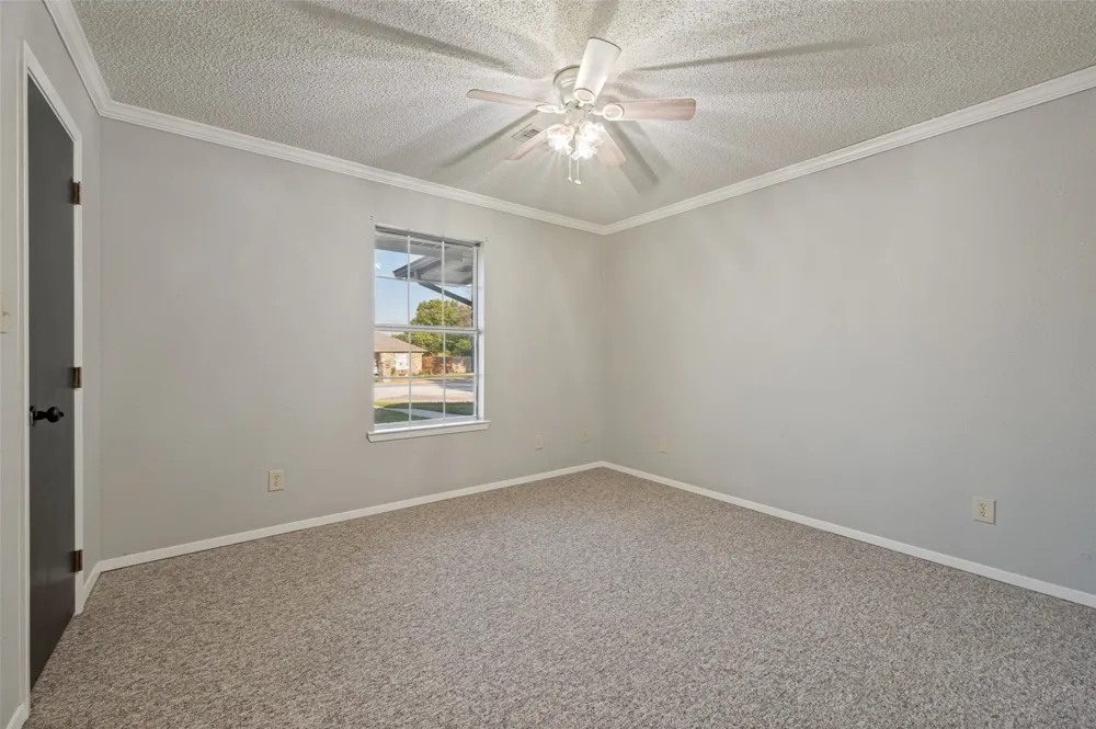 101 Sara Court Collinsville, TX 76233