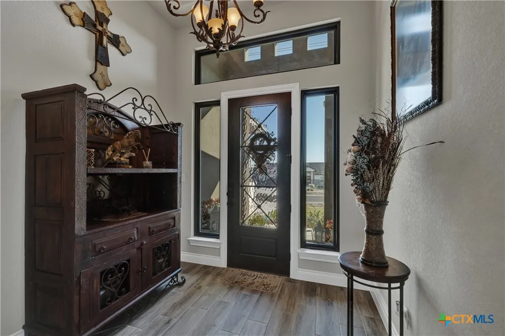 505 John Price Blanco, TX 78606