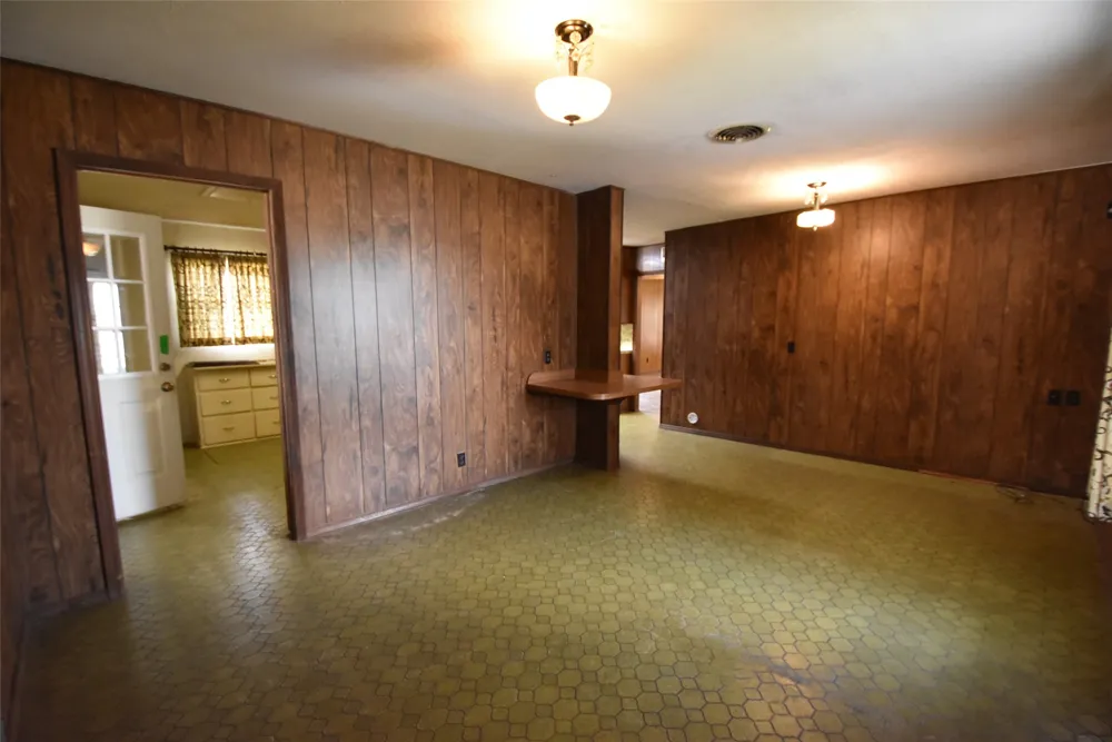 820 University Street Seminole, OK 74868