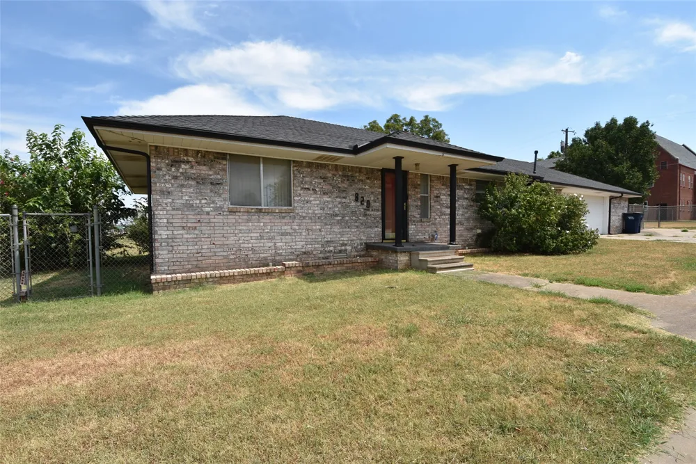 820 University Street Seminole, OK 74868
