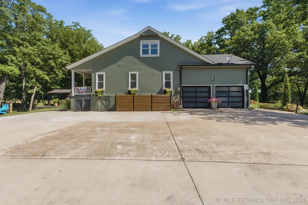 16142 State Highway 72 Highway Coweta, OK 74429