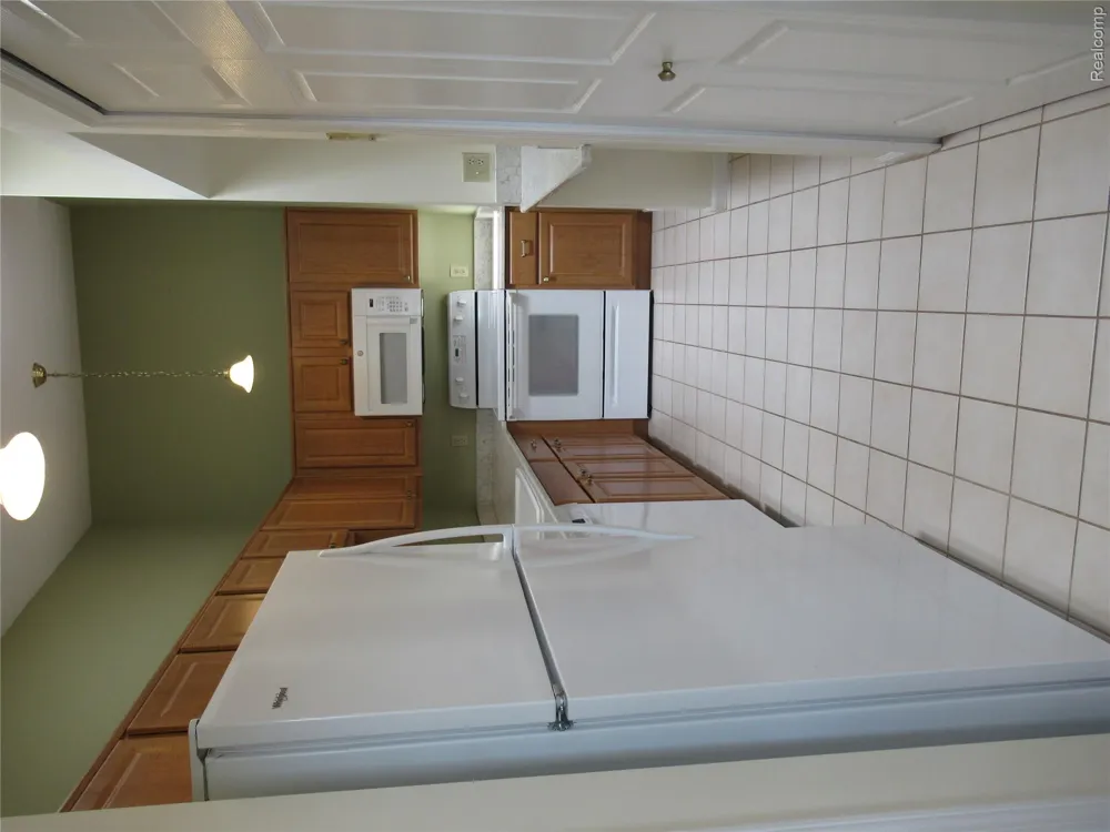 62341 Arlington Circle #3 South Lyon City, MI 48178