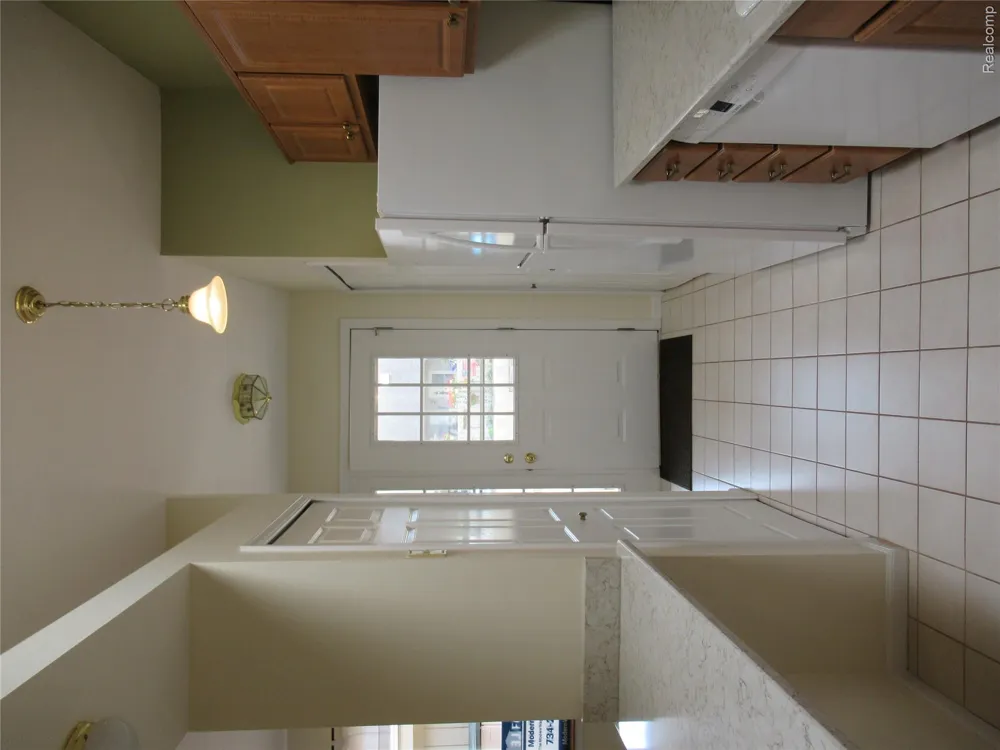 62341 Arlington Circle #3 South Lyon City, MI 48178