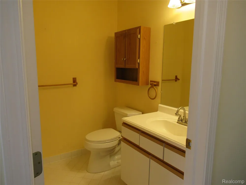62341 Arlington Circle #3 South Lyon City, MI 48178