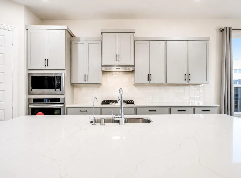 2356 Seaglass Katy, TX 77493