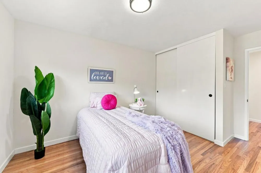 10327 Cold Harbor Avenue Cupertino, CA 95014