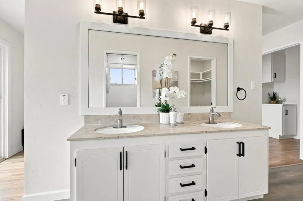 10327 Cold Harbor Avenue Cupertino, CA 95014
