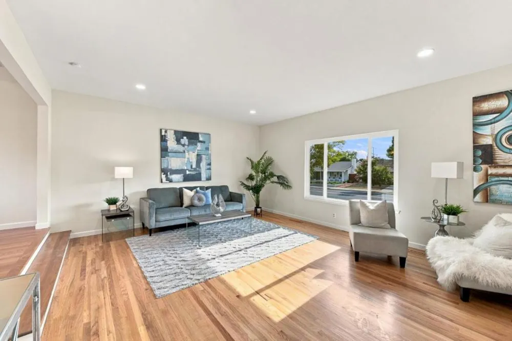 10327 Cold Harbor Avenue Cupertino, CA 95014