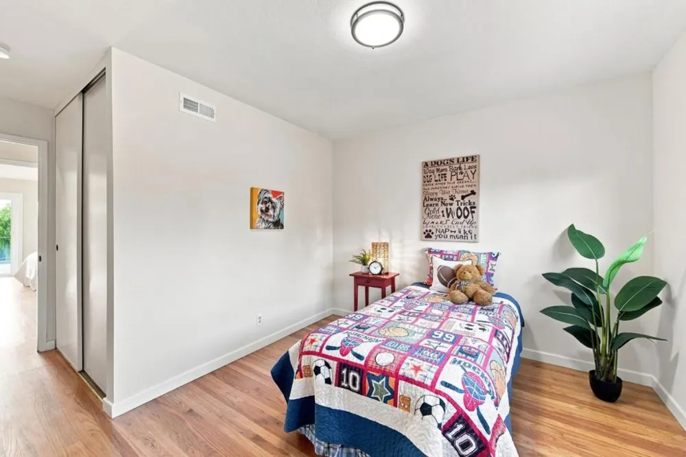10327 Cold Harbor Avenue Cupertino, CA 95014