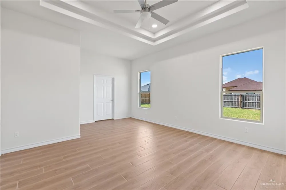 2801 E Comal Drive Edinburg, TX 78542
