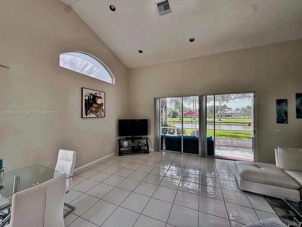 8976 Shoal Creek Ln #8976 Boynton Beach, FL 33472
