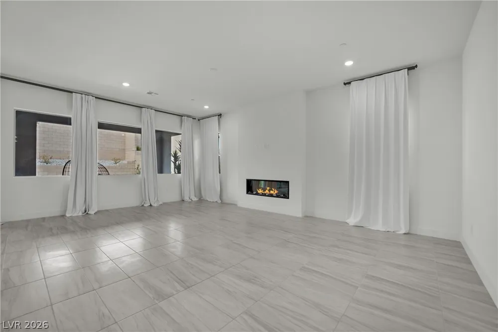 30 Barrio Alto Court Henderson, NV 89011