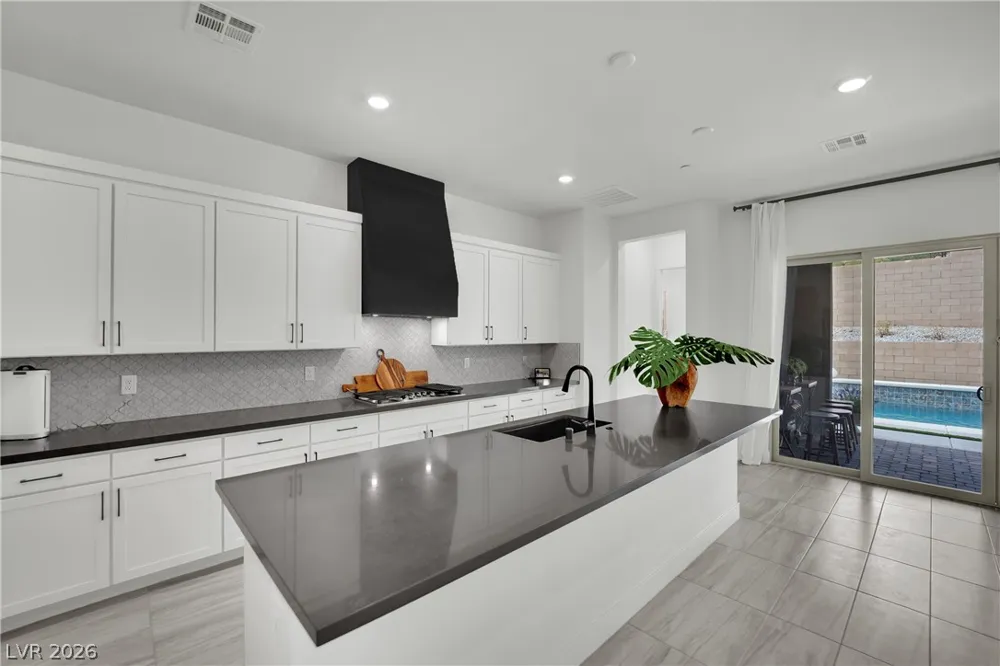 30 Barrio Alto Court Henderson, NV 89011