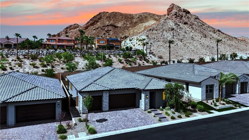 30 Barrio Alto Court Henderson, NV 89011