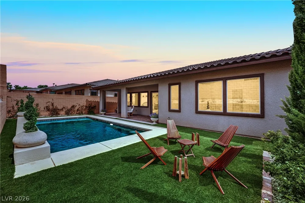 30 Barrio Alto Court Henderson, NV 89011