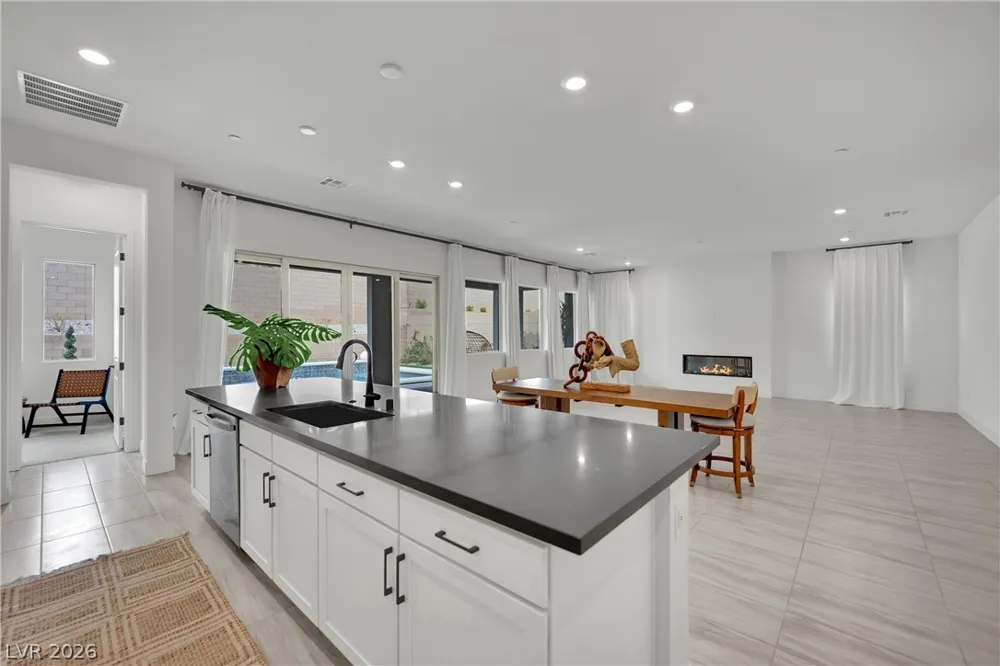 30 Barrio Alto Court Henderson, NV 89011