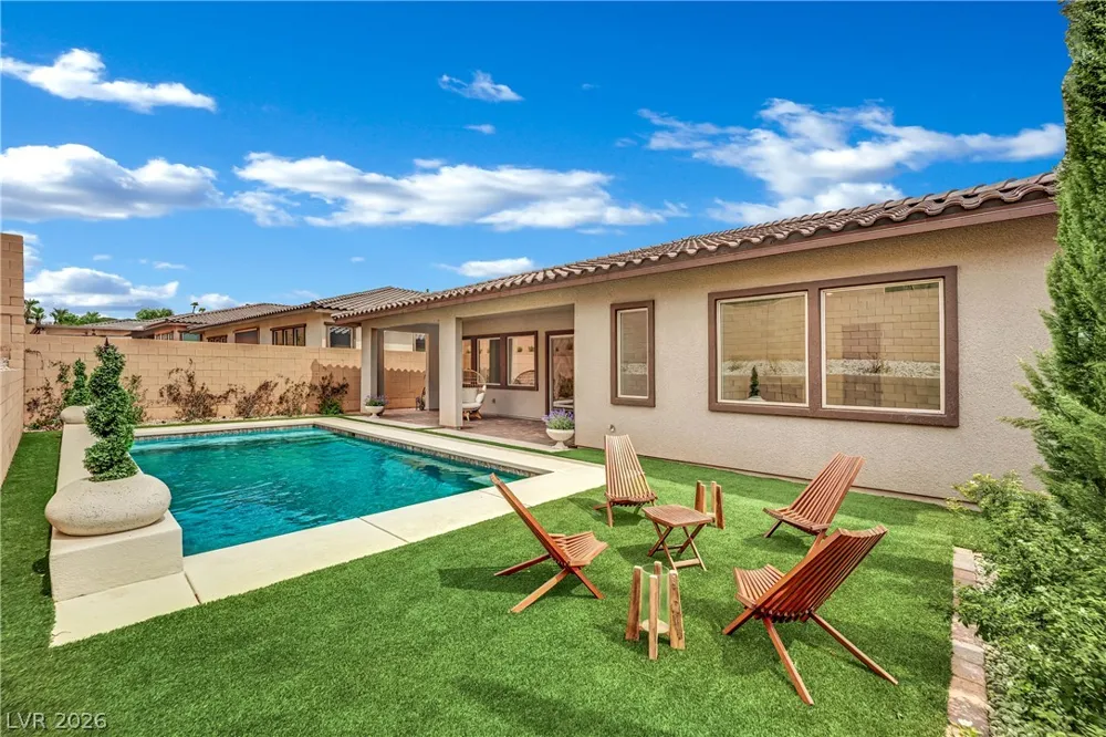 30 Barrio Alto Court Henderson, NV 89011