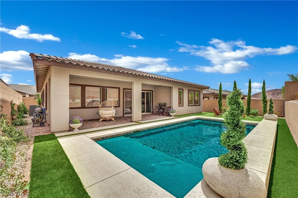 30 Barrio Alto Court Henderson, NV 89011