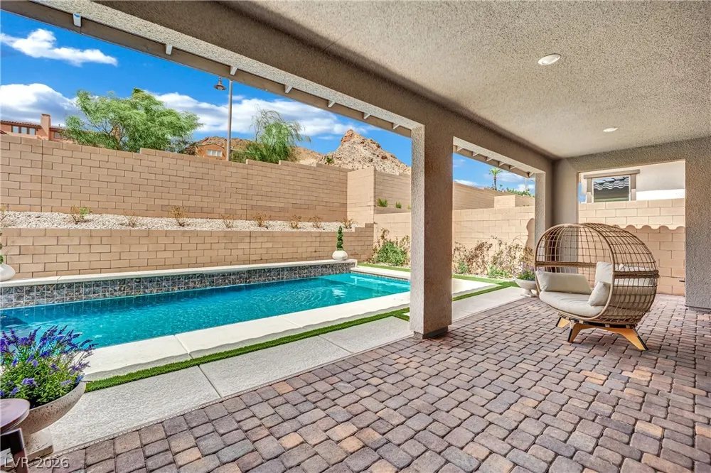 30 Barrio Alto Court Henderson, NV 89011