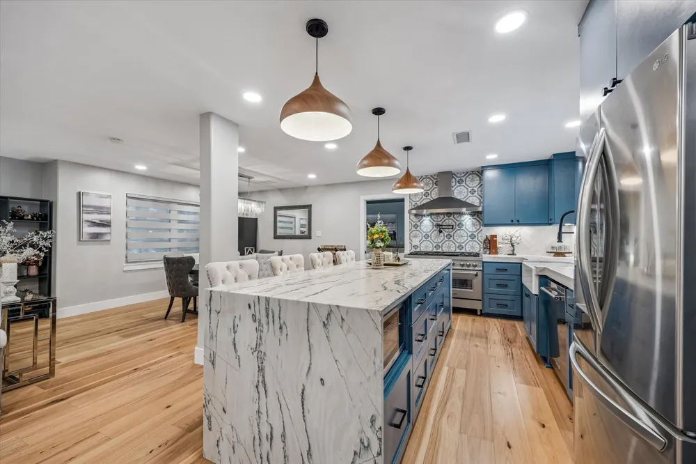 8518 Westview Drive Houston, TX 77055
