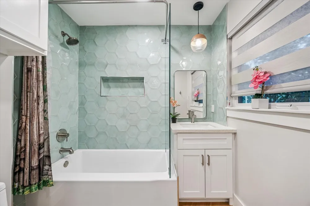 8518 Westview Drive Houston, TX 77055