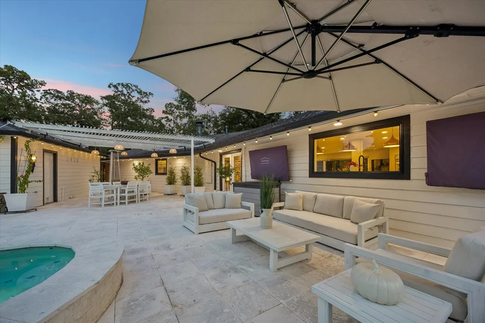 8518 Westview Drive Houston, TX 77055