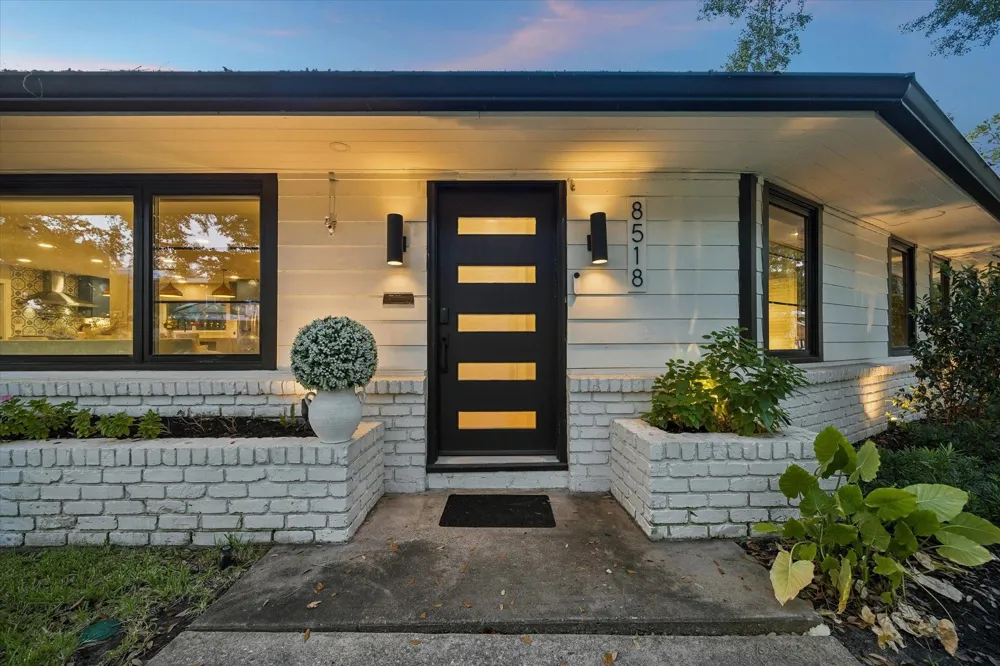 8518 Westview Drive Houston, TX 77055