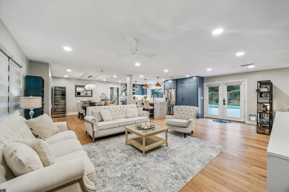 8518 Westview Drive Houston, TX 77055