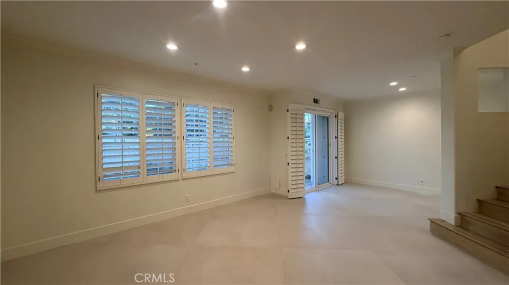 449 RIDGEWAY Irvine, CA 92620