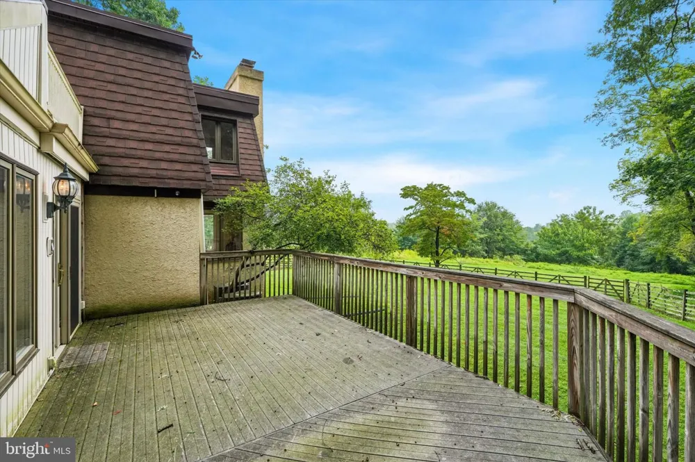 1132 TINKERHILL LANE Malvern, PA 19355