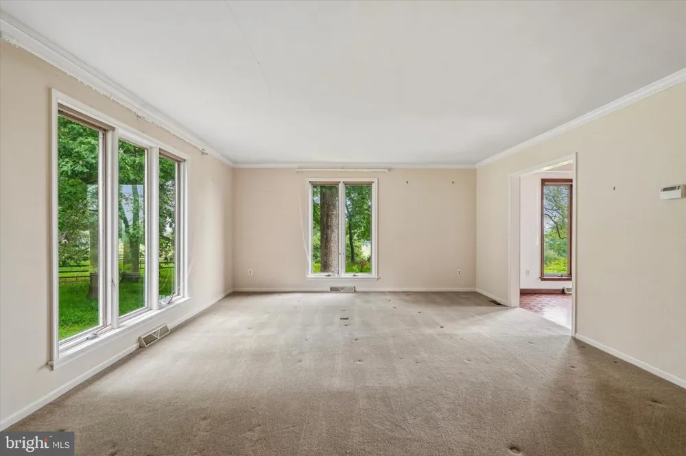 1132 TINKERHILL LANE Malvern, PA 19355