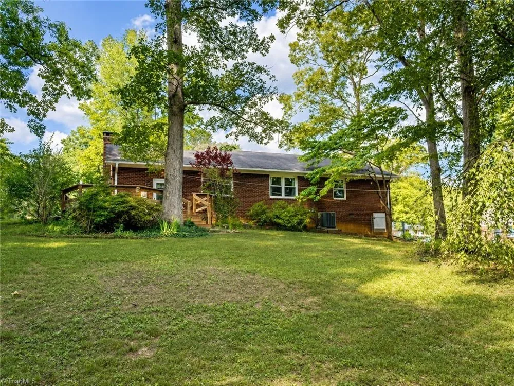760 Bundaberg Lane Rural Hall, NC 27045