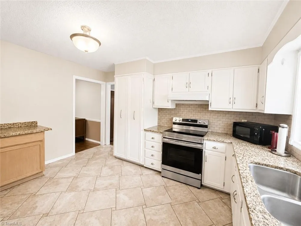 760 Bundaberg Lane Rural Hall, NC 27045