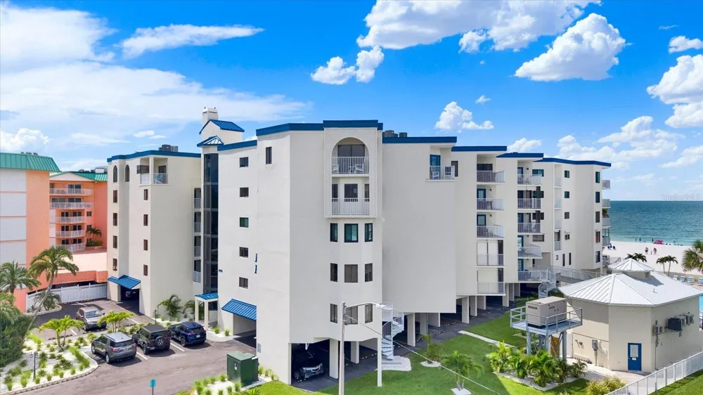 18450 GULF BOULEVARD #213 Indian Shores, FL 33785