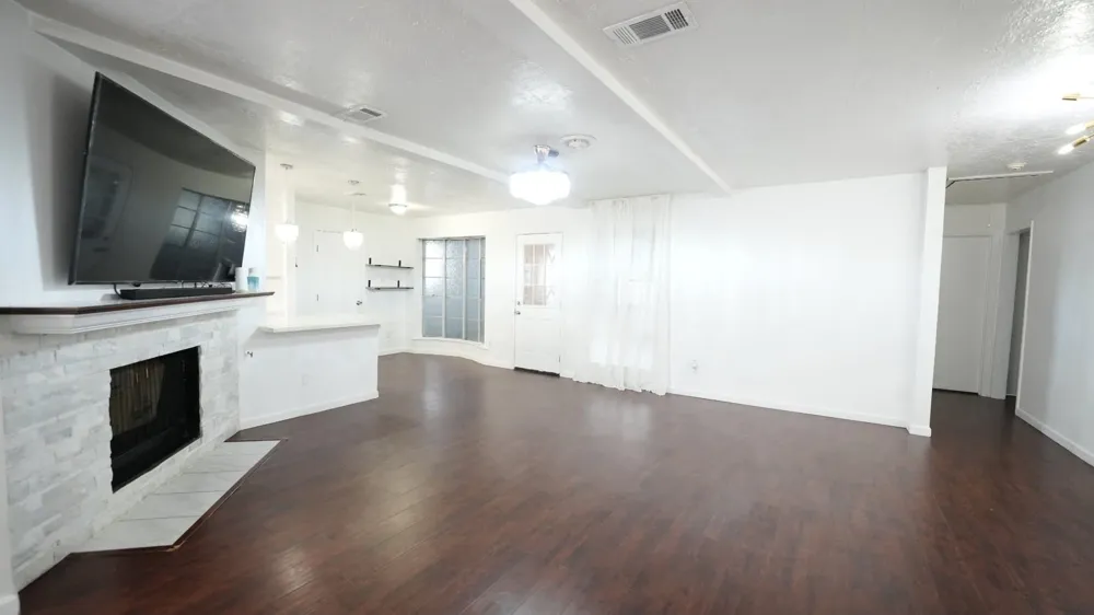 8615 Brookren Circle Houston, TX 77072