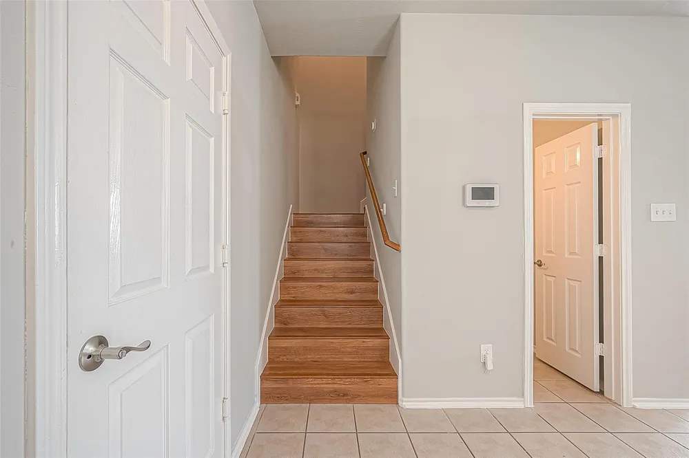 2748 Maybrook Hollow Lane Houston, TX 77047