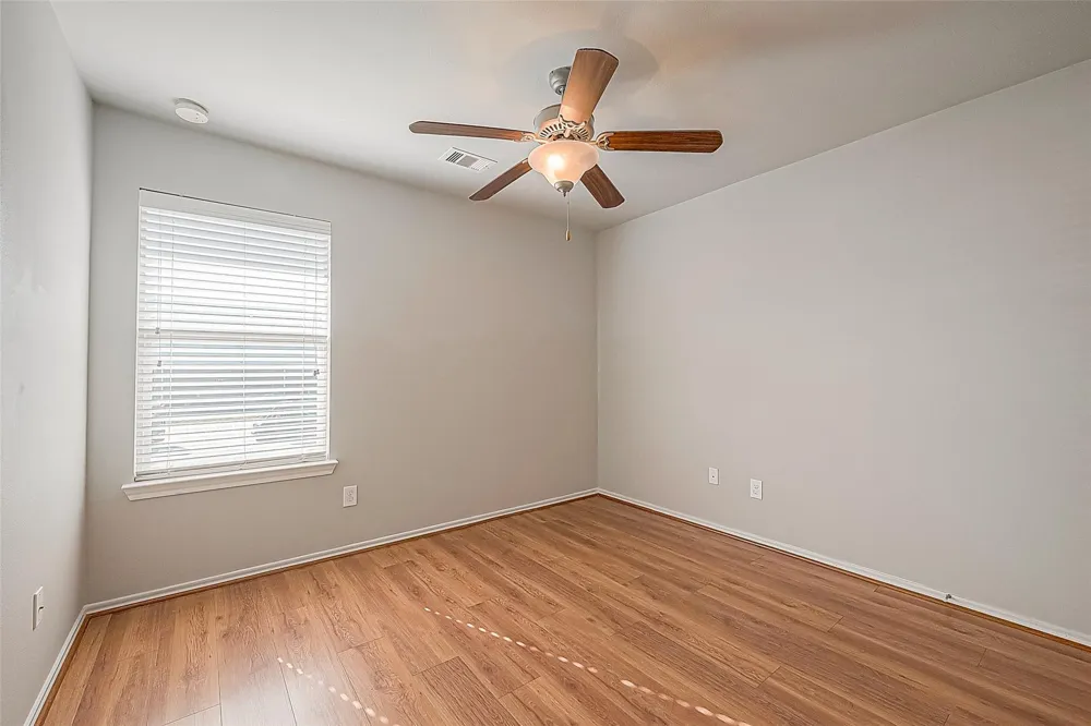 2748 Maybrook Hollow Lane Houston, TX 77047