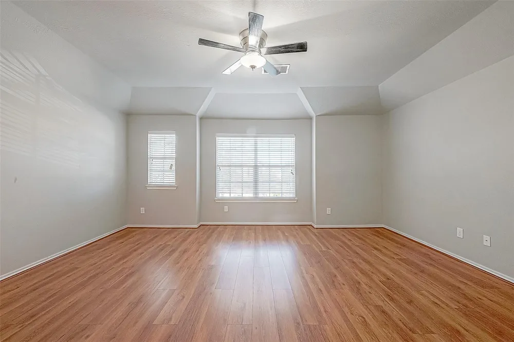 2748 Maybrook Hollow Lane Houston, TX 77047