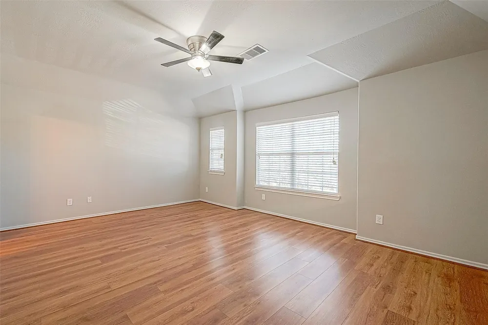 2748 Maybrook Hollow Lane Houston, TX 77047
