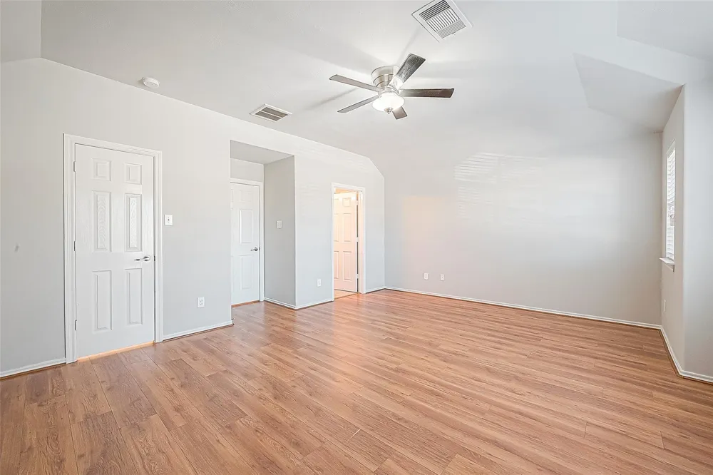 2748 Maybrook Hollow Lane Houston, TX 77047